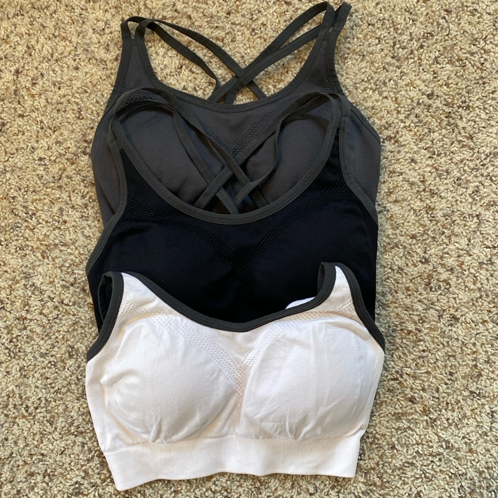 Set of 3 sports bras